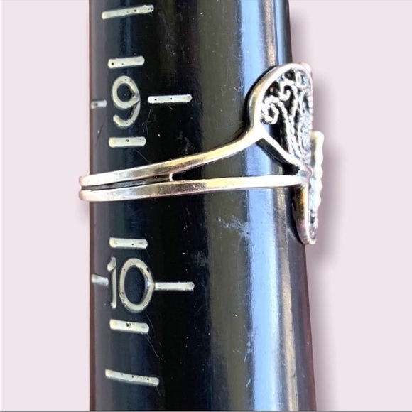 Butterfly Ring Sterling Silver Band + Gift Box - Picture 9 of 10